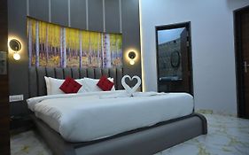 Modi Resort And Garden